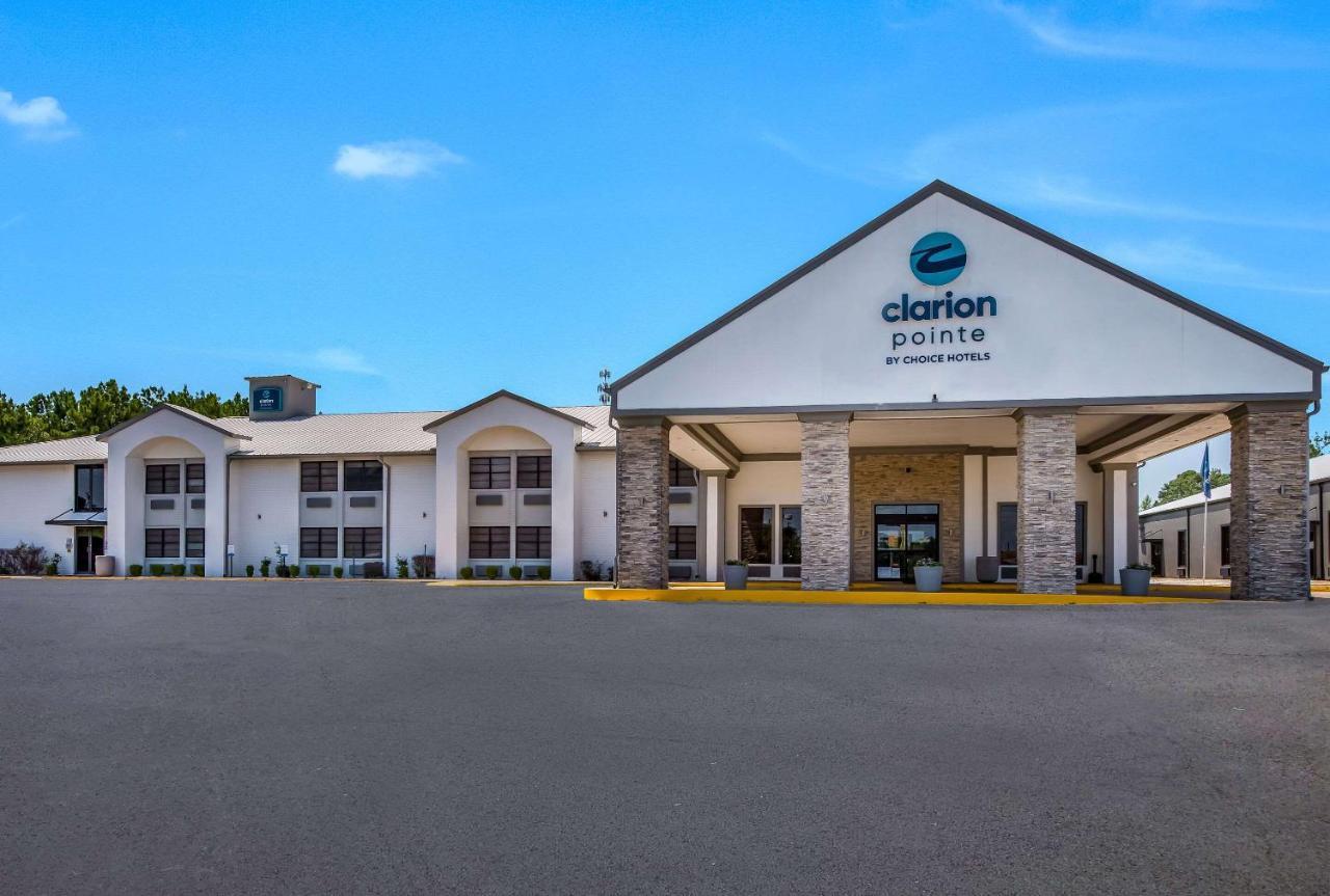 Clarion Pointe Marshall Exterior foto