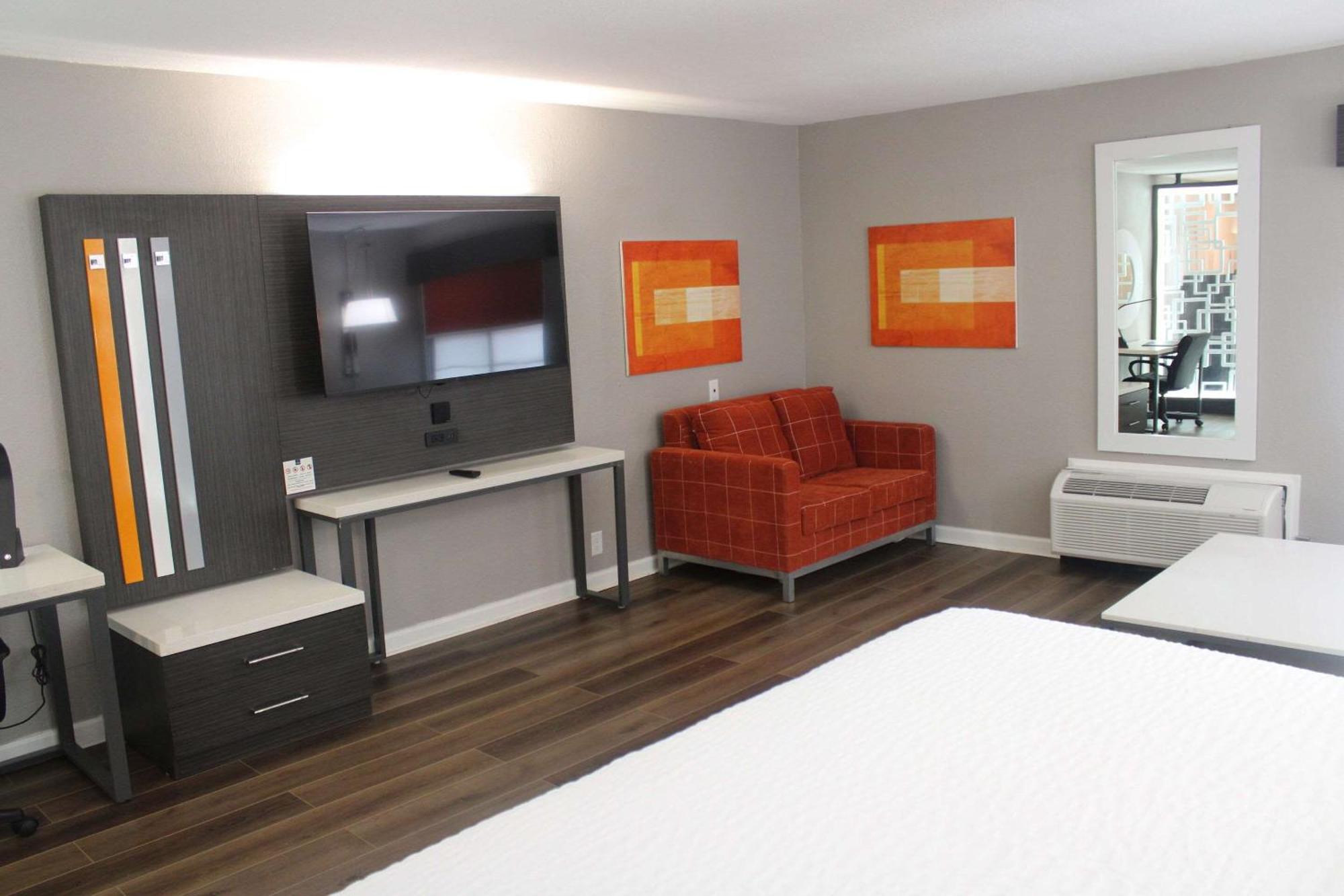 Clarion Pointe Marshall Exterior foto